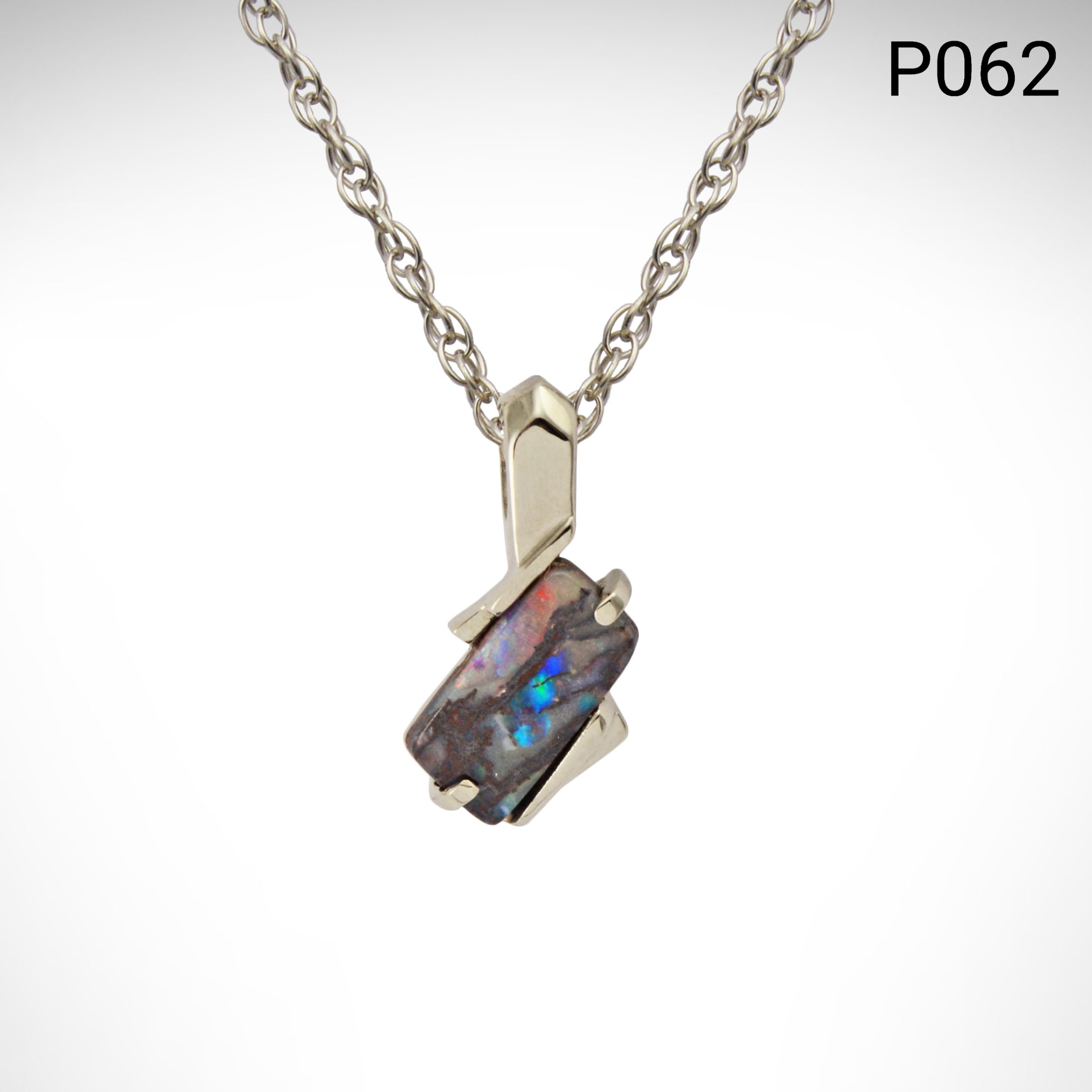 Pendant_Boulder_Opal_Diagonal_2017