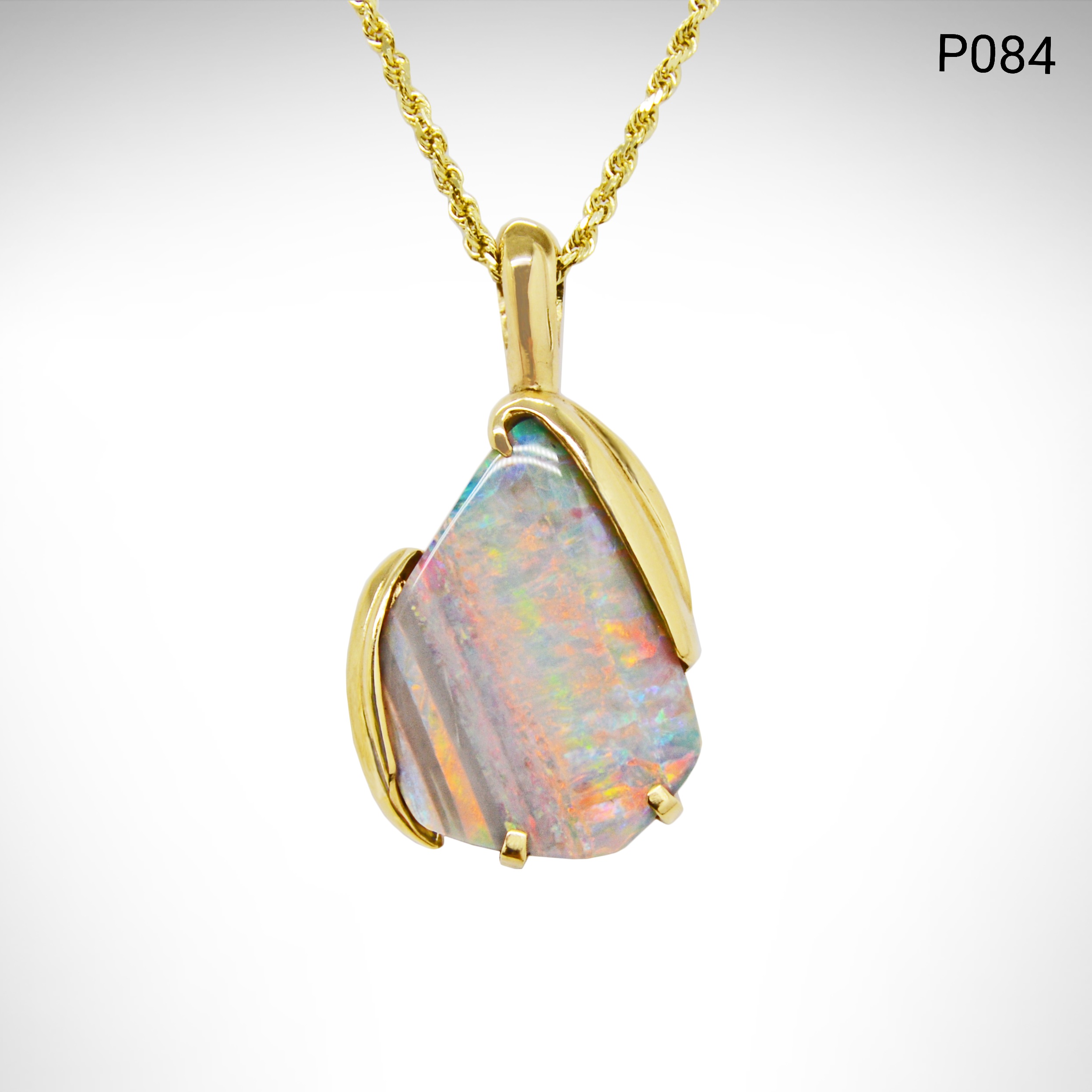 Pendant_WhiteOpal_Striped2