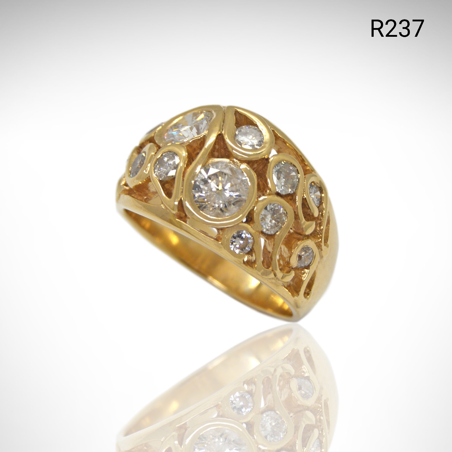 Ring_Diamonds_Yellow