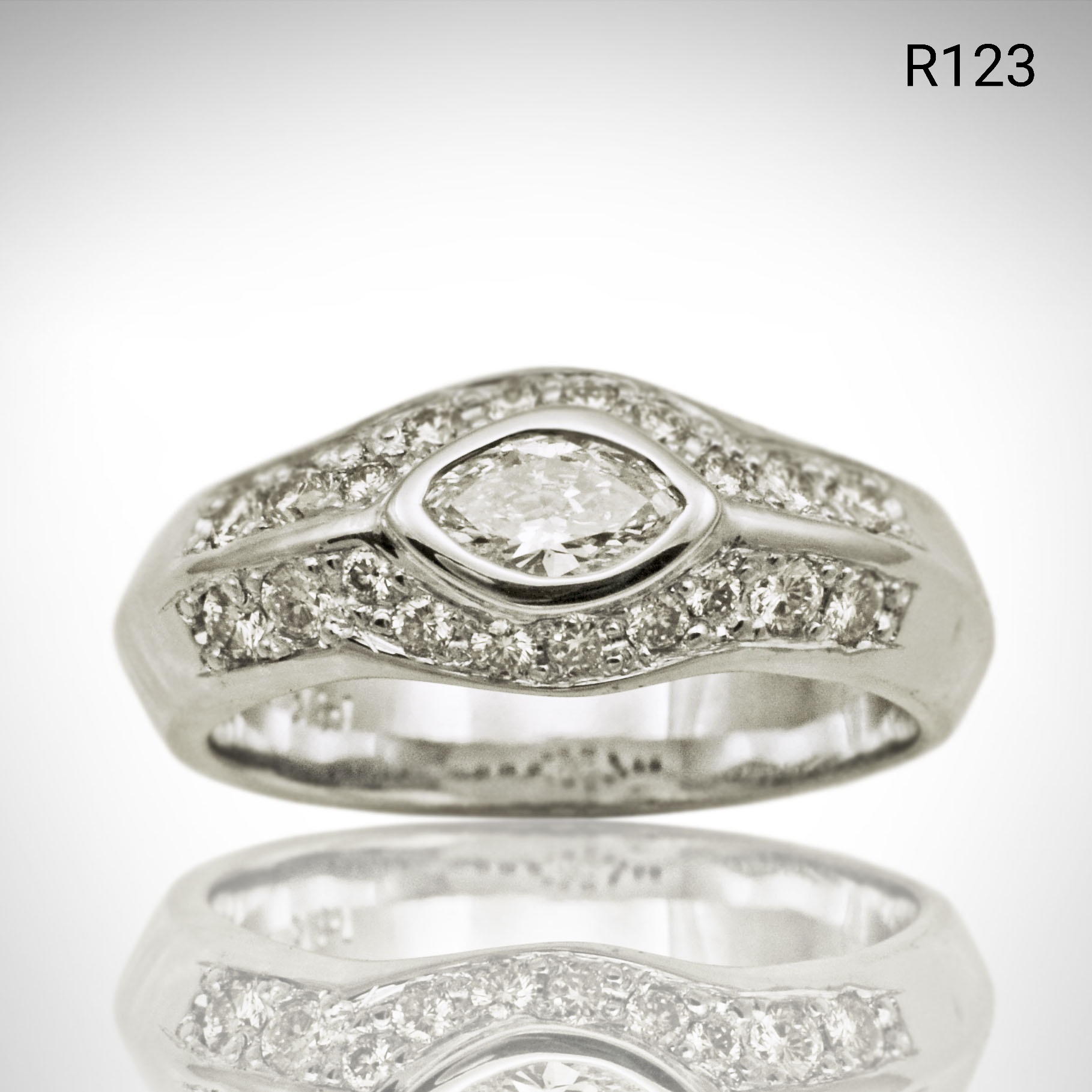 Ring_Marquise_Pave