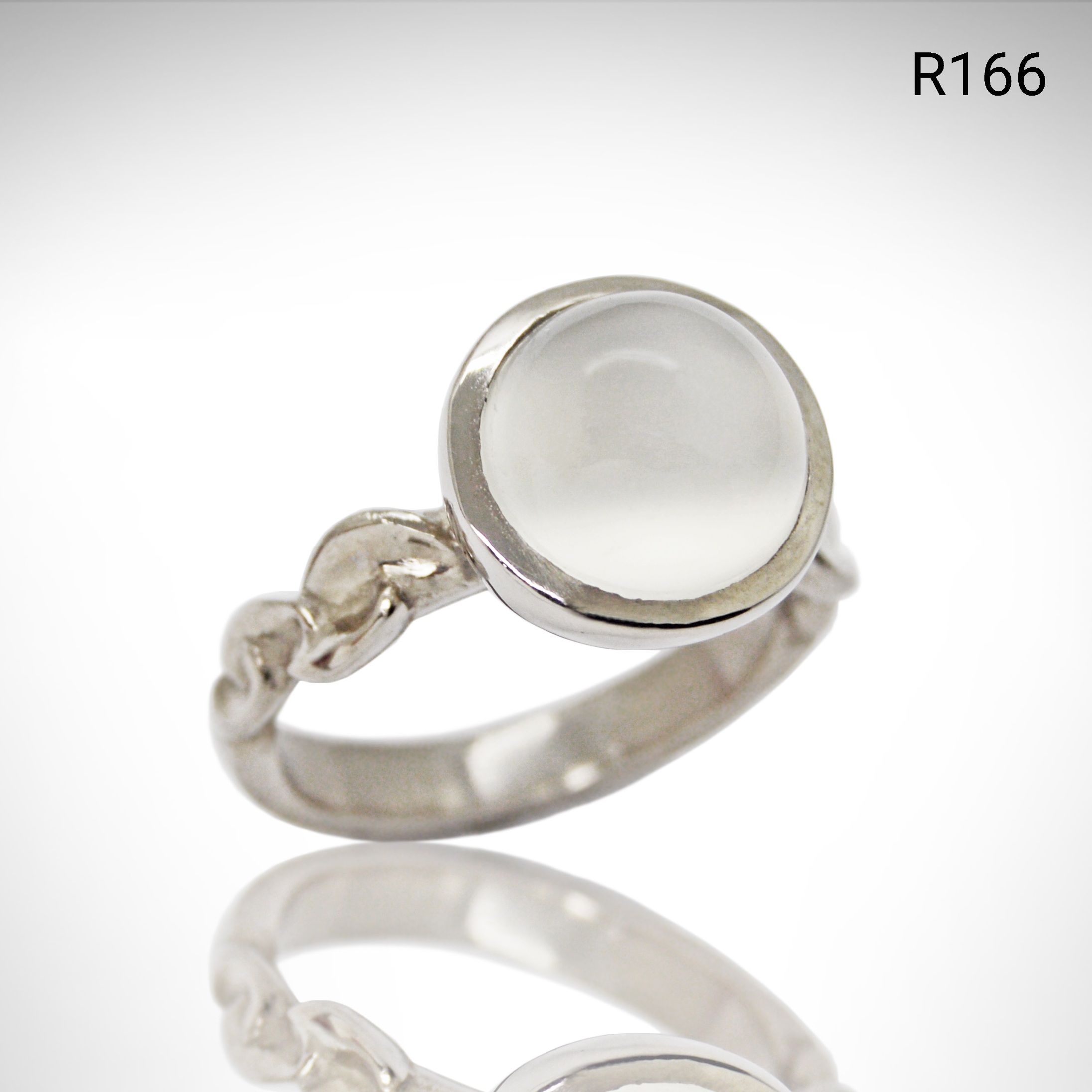 Ring_Moonstone_Palladium2