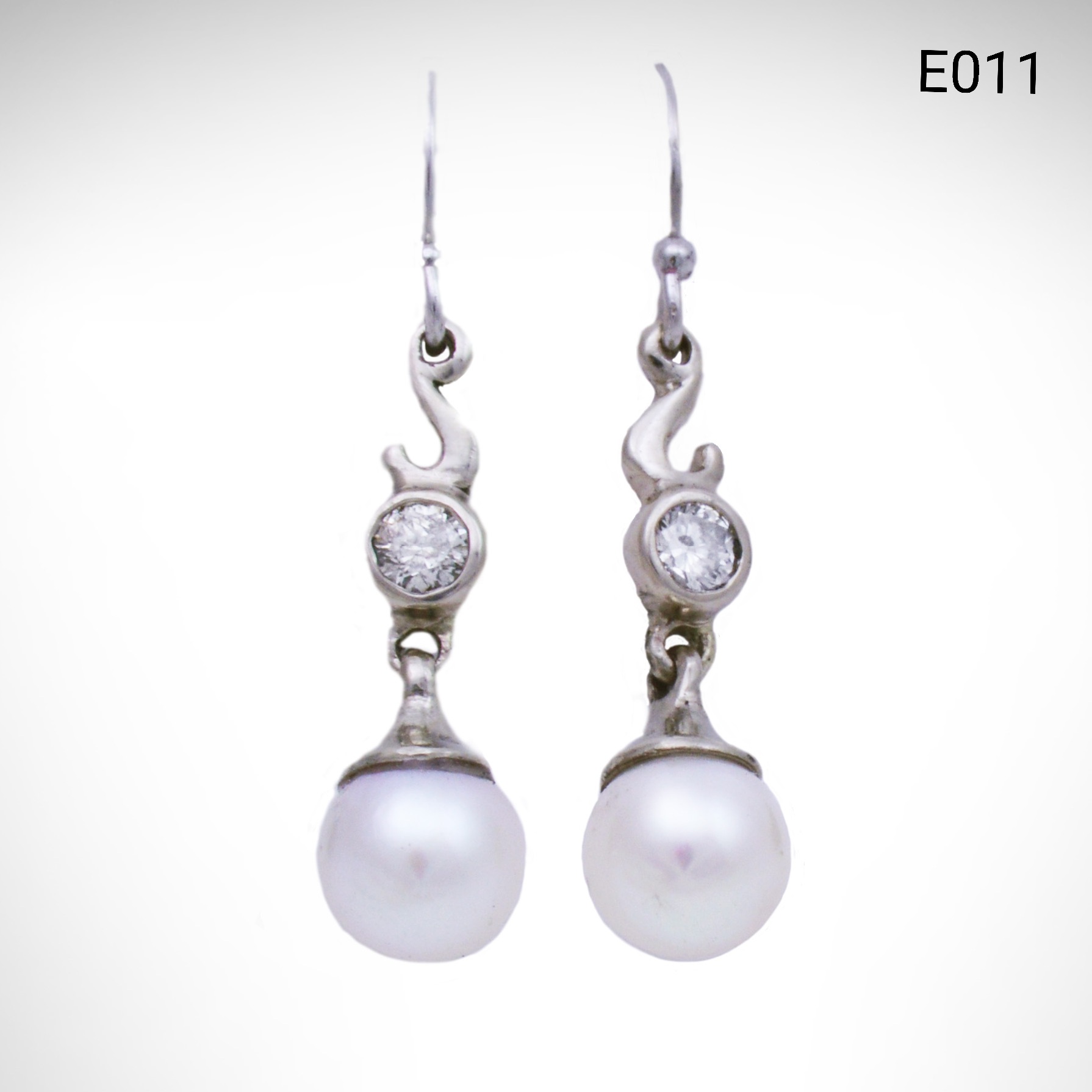 earrings_Drop_Pearls_diamond