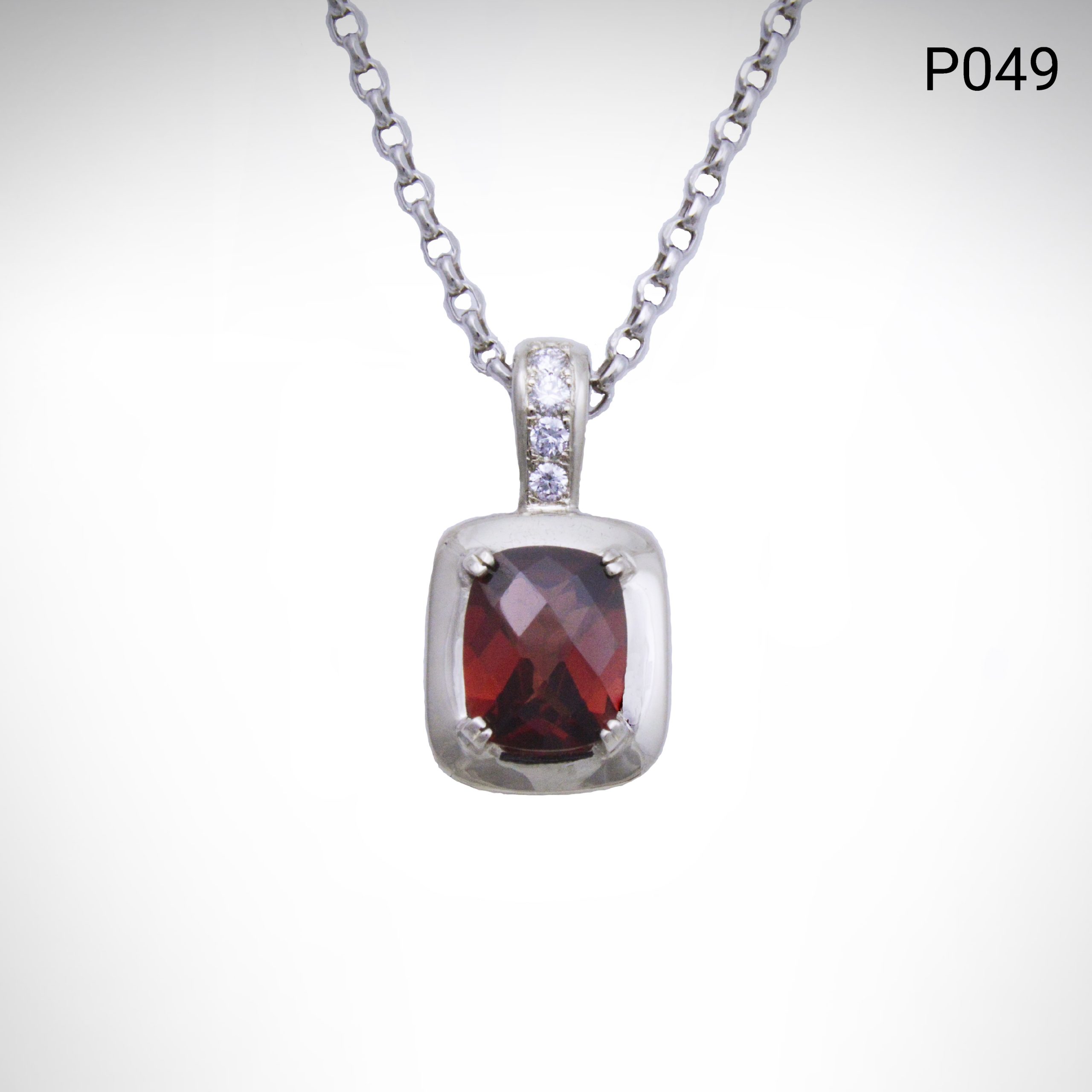 pendant_garnet