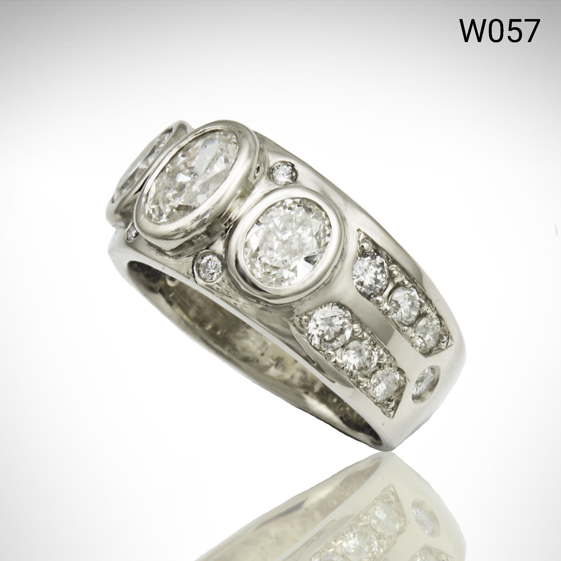 Ring_Oval Diamond-1-1