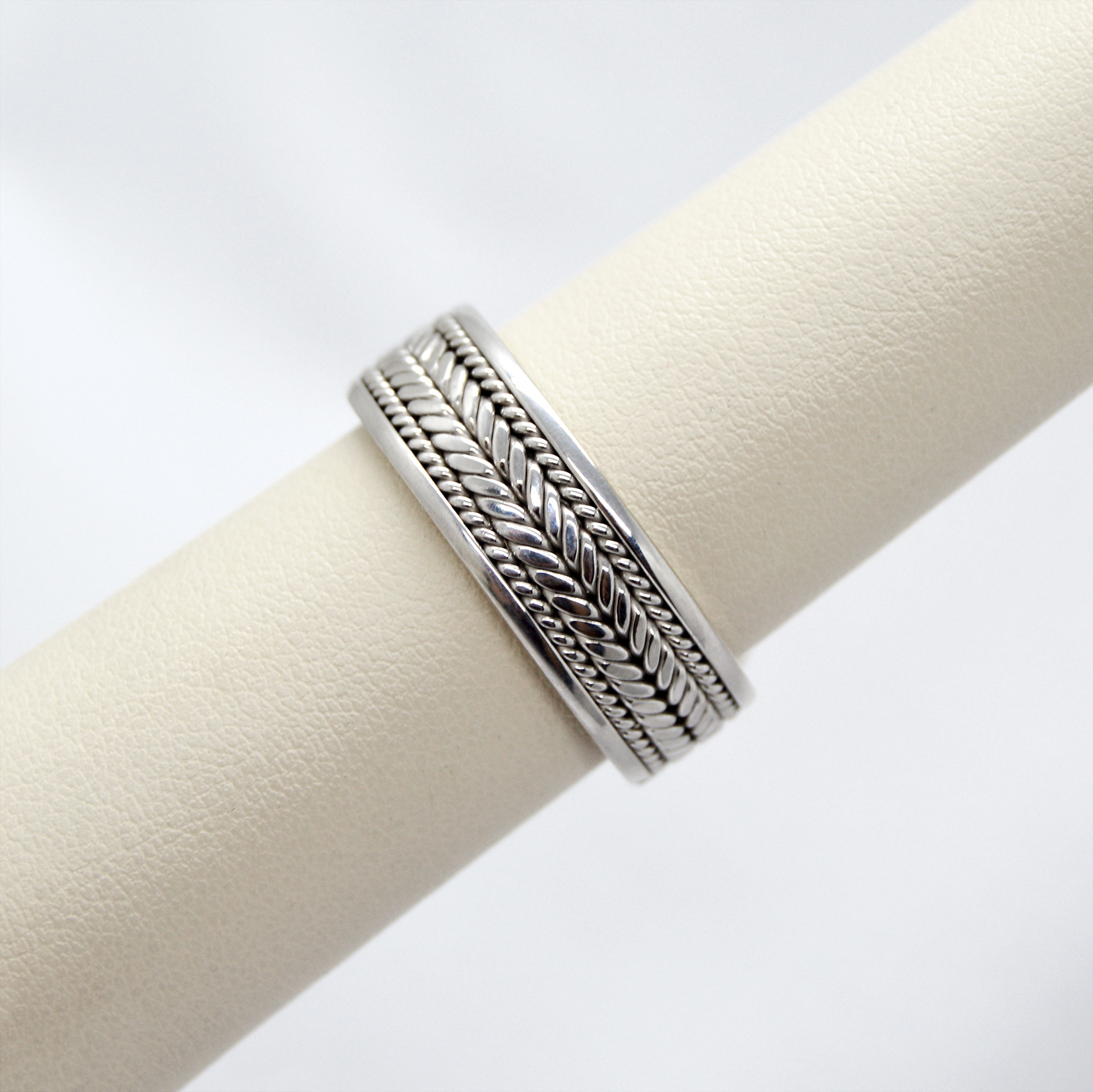 Braided Band in 14Kt White Gold - Morgan's Treasure